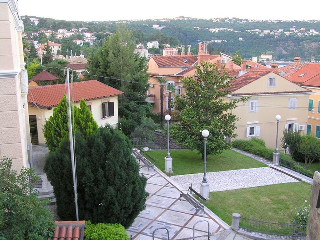 Apartments Camellia & Magnolia Volosko Buitenkant foto